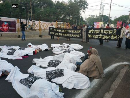 33 yrs on, Bhopal gas tragedy survivors still await adequate payout