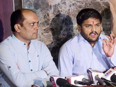 VVPAT slips must be re-counted, says Hardik Patel