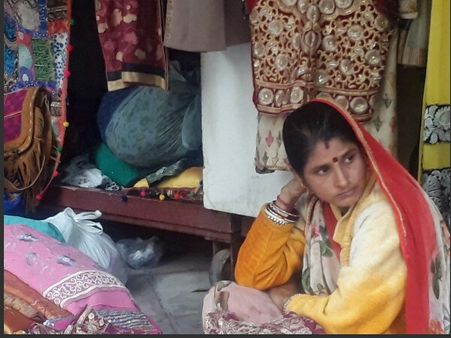 Gujarat Election: Delhi's Gujarati Market wants BJP in power