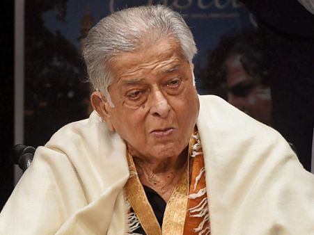 Mumbai police pays moving tribute to Shashi Kapoor