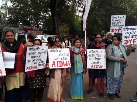 Women take to streets to protest Hisar child rape