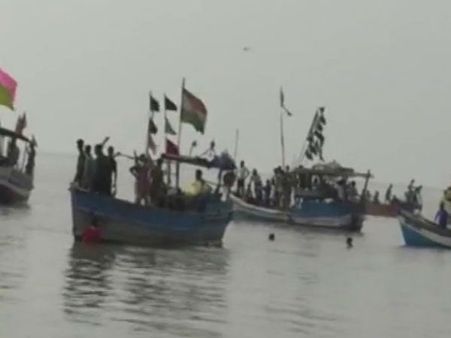 Maharashtra's Dahanu boat tragedy: 3 children killed, 32 rescued