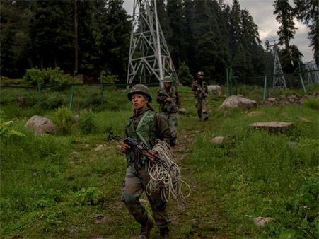 Army, RSS keeps India safe after Constitution: Justice Thomas