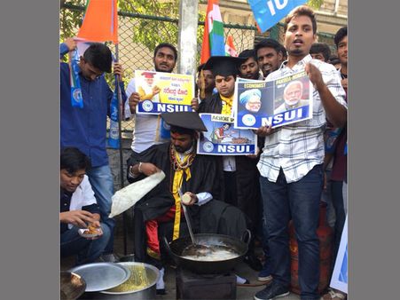 Bengaluru: 'Pakoda Protest' against PM Modi, NSUI's jibe over unemployment