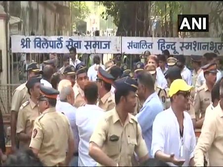 Sridevi cremated with State Honours, thousands say bye