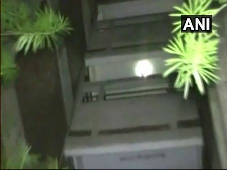 Removed from service, IIT Kanpur's employee jumps off from 6th floor