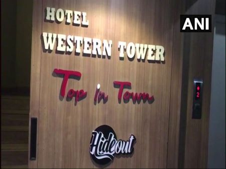 Karnataka: Police raid rooftop pub in Belgaum's Kirloskar road; 5 arrested