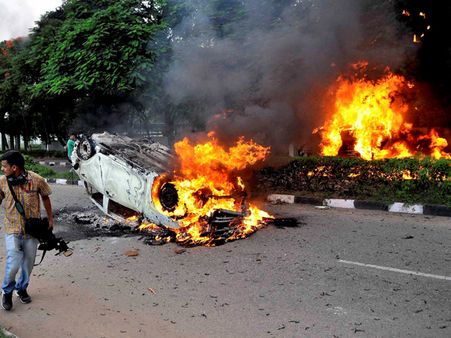 Dera violence: Court drops murder bid, sedition charges against 53 accused