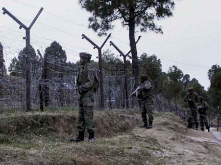 J&K: Pakistan violates ceasefire along LoC in Uri, Indian Army retaliates