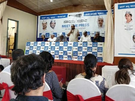 Debate: Will Kejriwal's apology affect AAP's image in Karnataka?