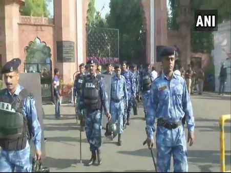 Heavy security outside AMU ahead of Kovind's visit for convocation day