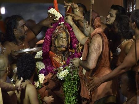 Kanchipuram: Last images of Kanchi Shankaracharya Jayendra, seer laid to rest