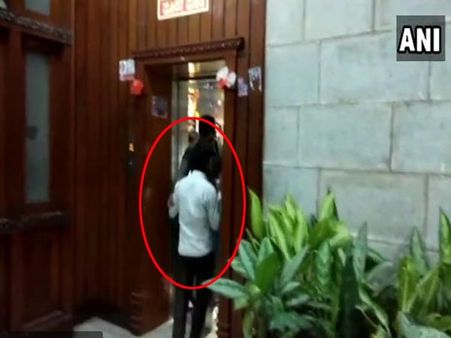 Bengaluru: Guard pushes blind man out of elevator at 'Vidhan Soudha'
