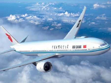 Air China plane forced to land after man threatens attendant with pen