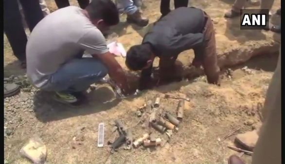 Odisha: Improvised explosive device seized from Alleppey-Dhanbad Express