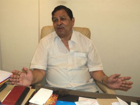 Convene House quickly as delay will allow horse-trading: Santosh Hegde to Karnataka Governor