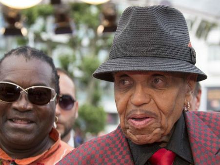 Joe Jackson, father of Michael Jackson, dies at 89