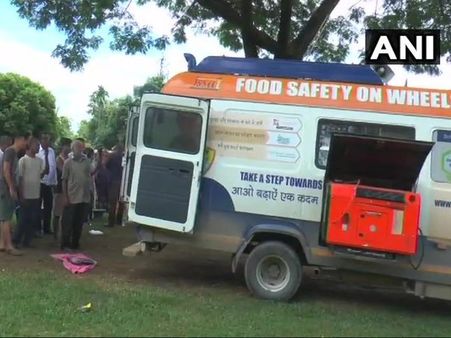 Food Safety dept seizes fish preserved in formalin in Kerala, Nagaland
