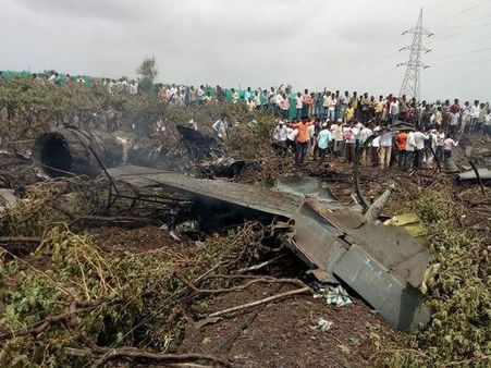 IAF's Sukhoi jet crashes near Nashik, pilots safe