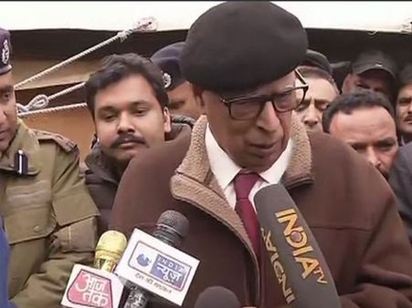 J&K: At all party meet, leaders seek cleansing of administration