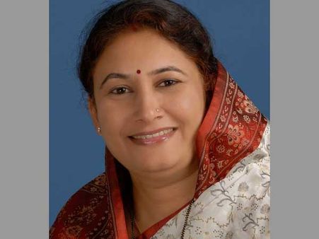 Karni Sena threatens to chop off Rajasthan education minister's nose, ears for 'rat' remark