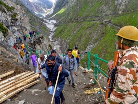 CRPF launches mobile app ‘Saathi’ for Amarnath pilgrims