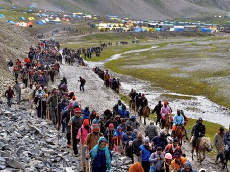 Amarnath Yatra: 326 evacuated from Panjtarni to Baltal base camp