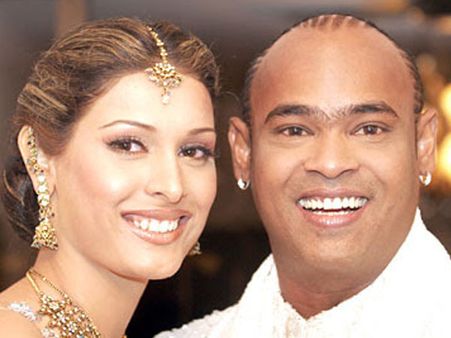 Mumbai: Vinod Kambli, wife Andrea Hewitt accused of assaulting singer Ankit Tiwari's father