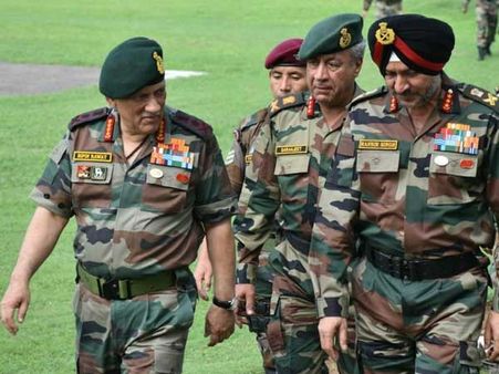 Army chief reviews operational preparedness during Akhnoor visit