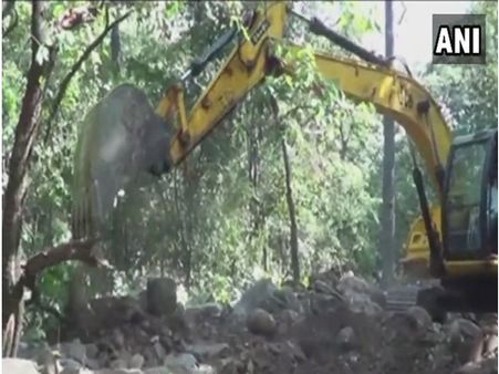 Against all odds, police, villagers construct roads to bring change in Chhattisgarh’s Naxal areas