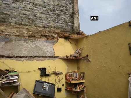 Delhi: Couple dies after roof of Dwarka house collapses