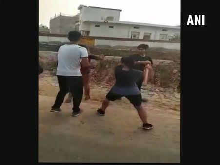Girl thrashes boy black and blue in Bharatpur for allegedly defaming her