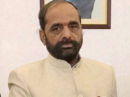 Urban naxals: Maha cops on right track says union minister