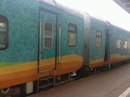 Humsafar Superfast Express flagged off from Jammu