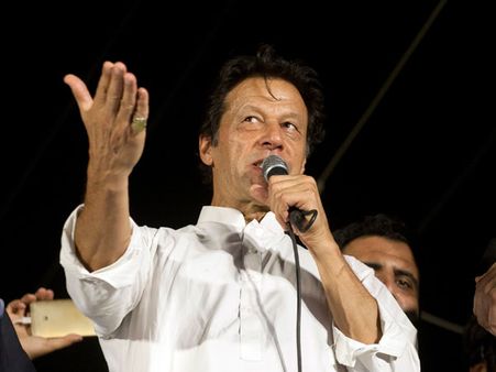Imran Khan as next Pak PM? Here are some sporting icons who made impact in politics