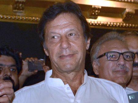 Pak elections: Punjab doc ‘prescribes’ patient not to vote for Imran Khan to get well