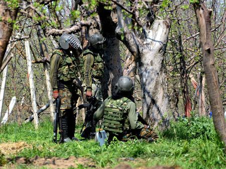 J&K: Encounter breaks out between terrorists and security forces in Kupwara