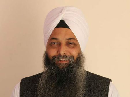 AAP MLA questions inaction against driver who dragged cop on car’s bonnet