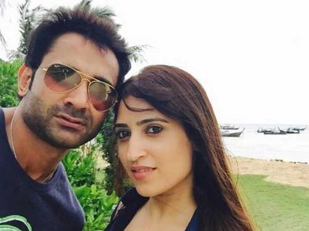 Delhi air-hostess death case: Delhi HC grants interim protection to Mayank Singhvi's parents