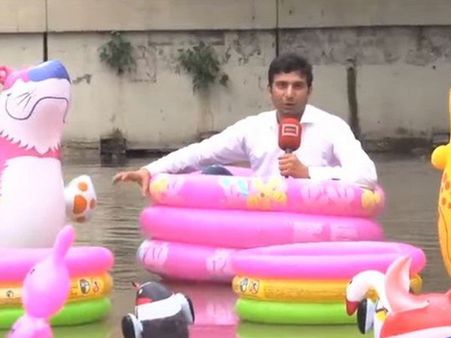 After election candidate, now a Pak reporter makes headline for unique act