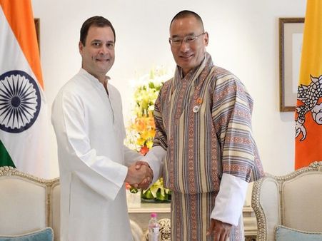 Bhutanese PM Tshering Tobgay calls on Rahul Gandhi