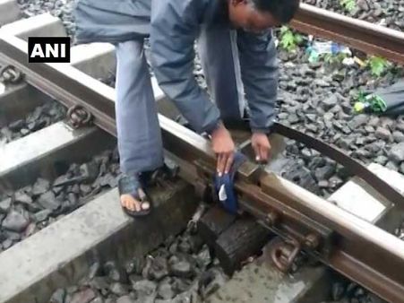 Cloth tied on railway track was marker, ministry clarifies