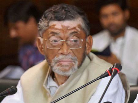 75 per cent PF for employee who is not in employment for a month