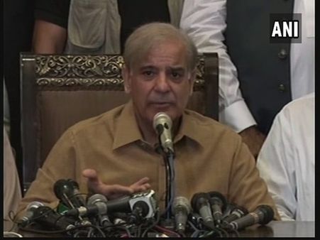 Ahead of Nawaz's return, Shehbaz Sharif stops short of saying India way ahead of Pakistan