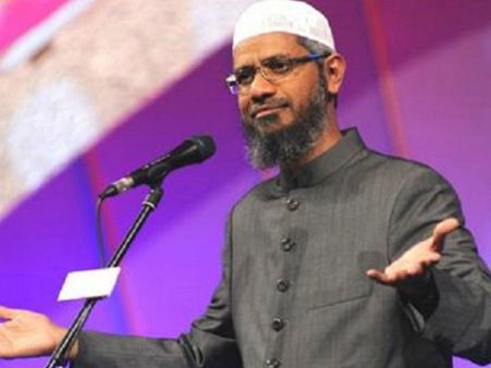 Zakir Naik thanks Malaysia PM for not deporting him