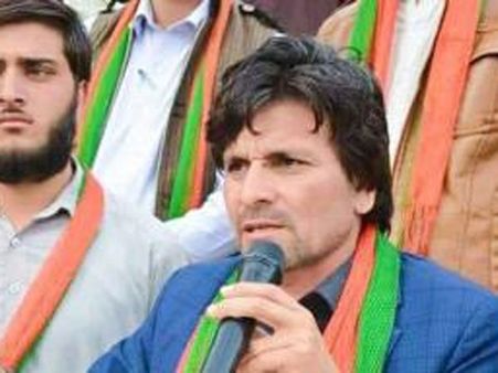 This chaiwala from Pakistan turns out to be a millionaire