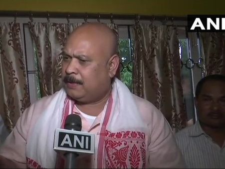 Rebellion: Two TMC leaders quit over Mamata’s opposition to NRC