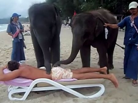 Have you ever seen this massage service in Thailand? We bet you haven’t