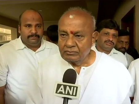 No need to hype it up so much: Deve Gowda on Independent MLAs exiting coalition