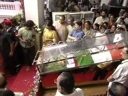 Karunanidhi no more: Galaxy of leaders, artistes pay last respect